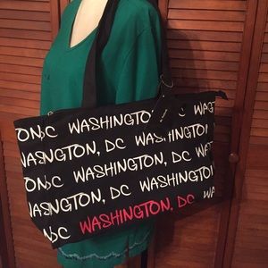 Robin Ruth Tote Washington DC Logo